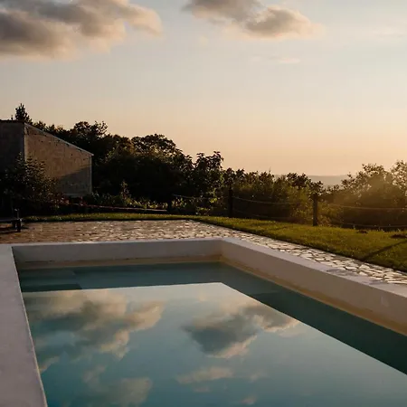 Holiday home Nocashouse Lousa *