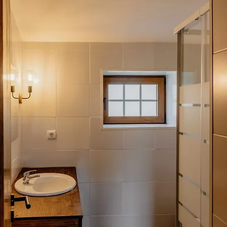 Holiday home Nocashouse Lousa *