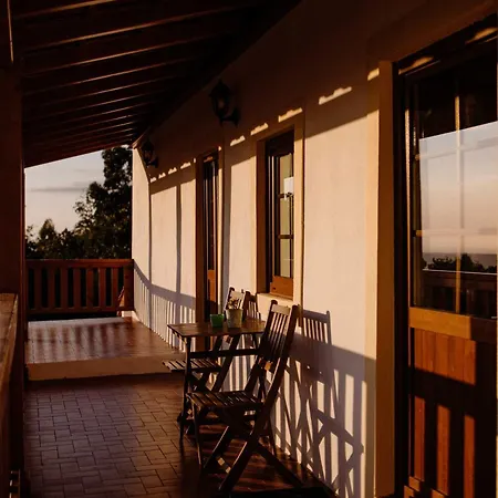 Nocashouse Lousa Holiday home *