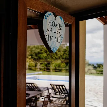 Holiday home Nocashouse Lousa *